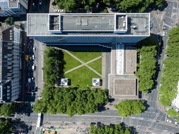 Luftbild: Steigenberger Hotel Köln am Rudolfplatz