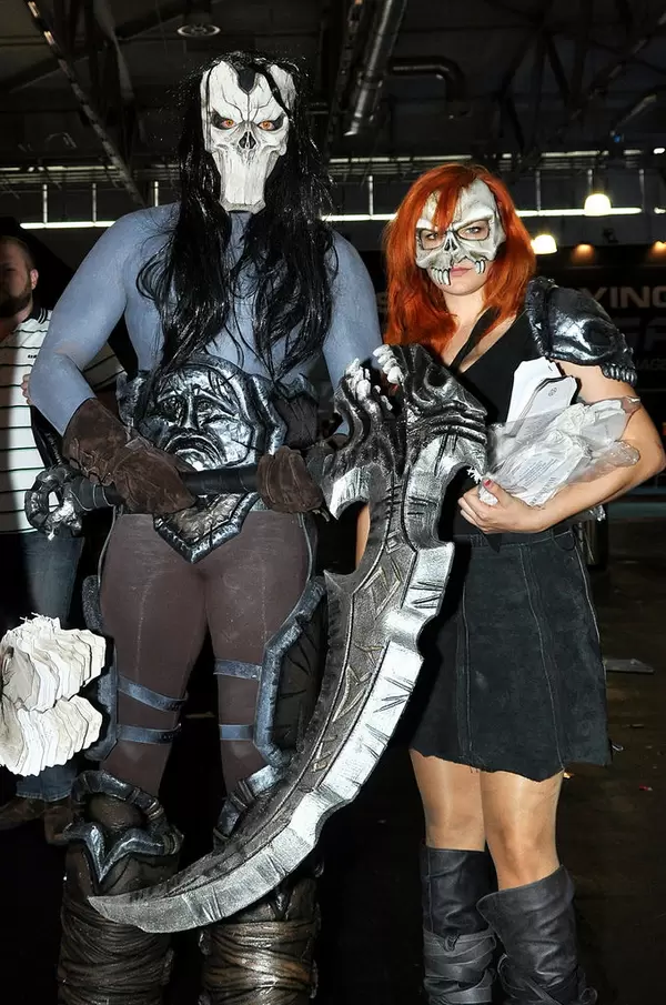 Lustige Kostüme auf der Gamescom