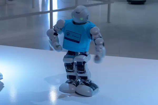 Lynx Alpha 1E Roboter beim Laufen