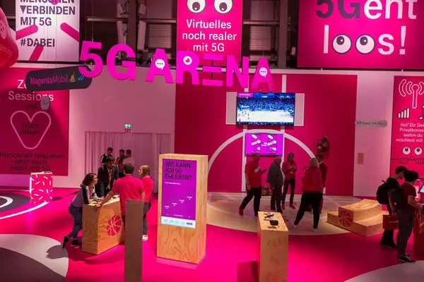 Magenta Mobil 5G Arena: Telekom wirbt mit VR Sport und mobilem Internet mit 5G in Deutschland