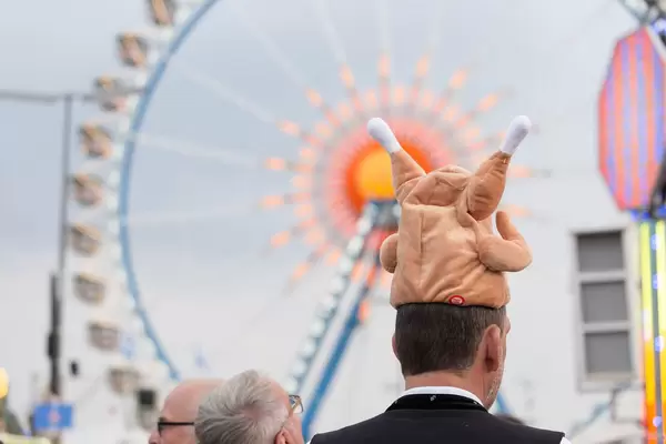 Man with a chicken hat - Oktoberfest 2017