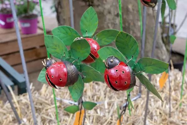 Marienkäfer aus Stahl