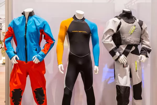 Marinepool Funktionsbekleidung und Segelbekleidung