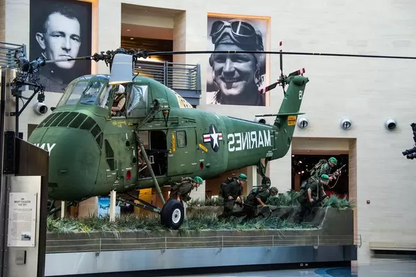 Marines landing in Vietnam  Flip 2019