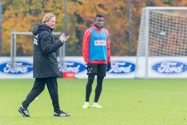 Markus Gisdol nach seinem Amtsantritt in seinem Element