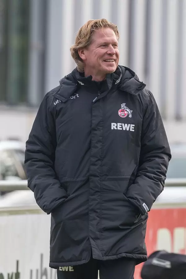 Markus Gisdol strahlt bei seinem Neuanfang in Köln