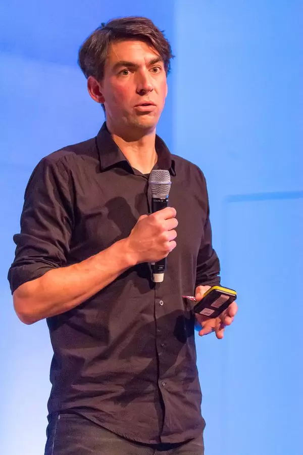 Matthias Henze - CEO at Jimbo giving a speech