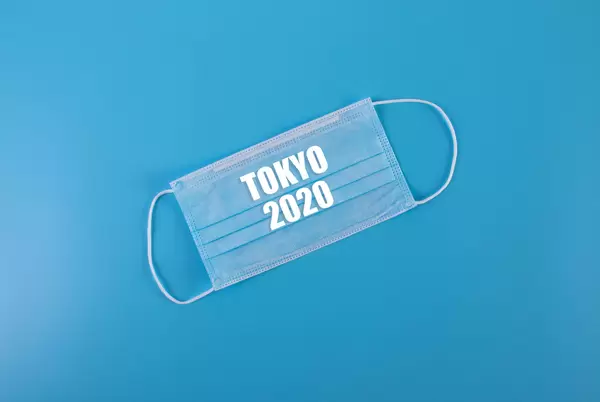 Medical face mask with Tokyo 2020 text on blue background