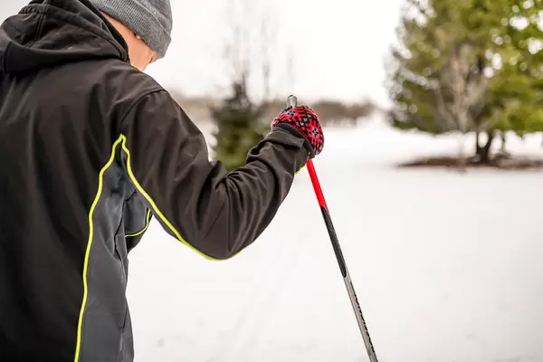 Men Skiing Close Up Moving