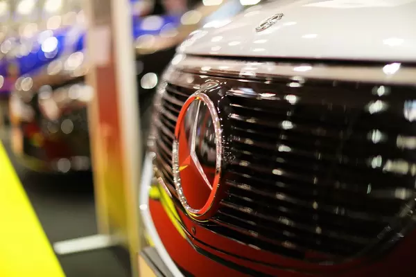 Mercedes Benz EQC, close-up view of logo