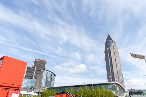 Messegelände, Messe Frankfurt Forum und Messeturm