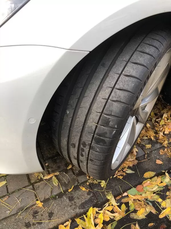 Michelin 235/35 ZR 20 Extra Load Reifen im Einsatz