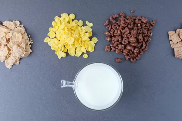 Milk and cereal, breakfast meal