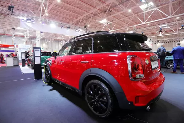 MINI Countryman Allrounder Auto im Rot