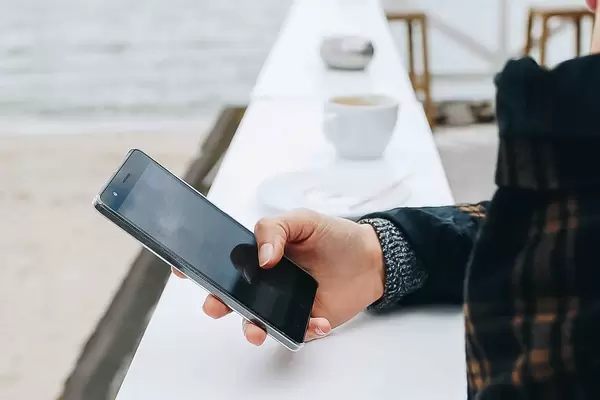 Mit dem Handy 24/7 überall erreichbar sein