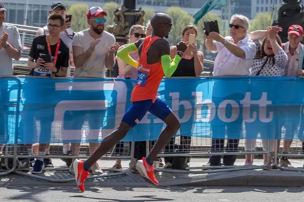 Mo Farah (London Marathon 2018)