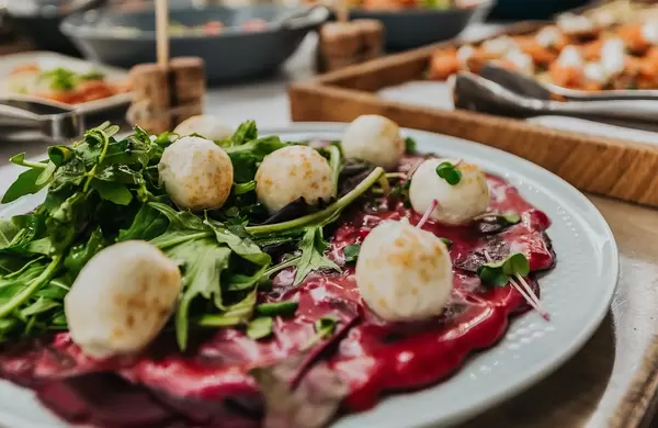 Mocarella Balls With Beet And Souce