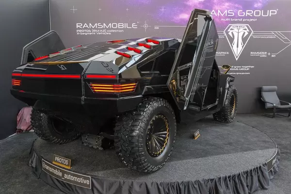 Moderner Humvee: Ramsmobile Protos RM-X2 SUV, V8 mit möglicher Plug-in-Hybrid Koppelung