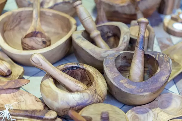 Mörser mit Stößel aus Olivenbaumholz