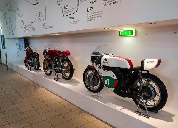 Motorrad-Ausstellung im Technischen Museum in Brünn, Tschechien