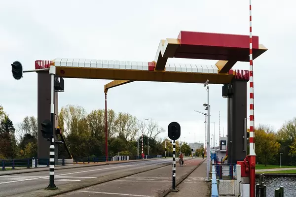 Movable bridge IJdoornlaanbrug over a canal in Amsterdam, back side