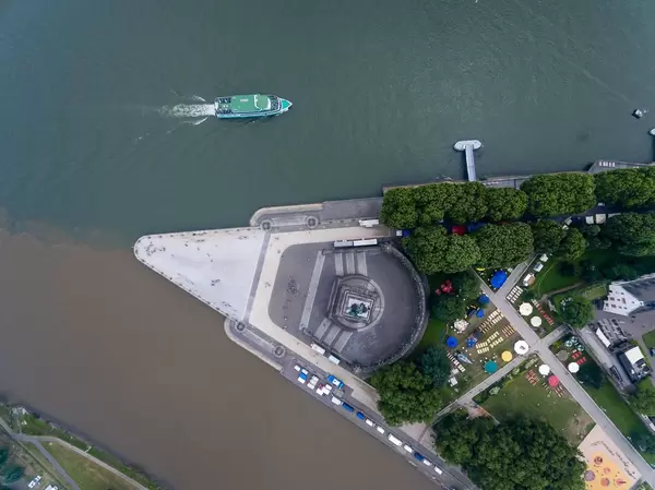 Mündung der Mosel in den Rhein beim Deutschen Eck