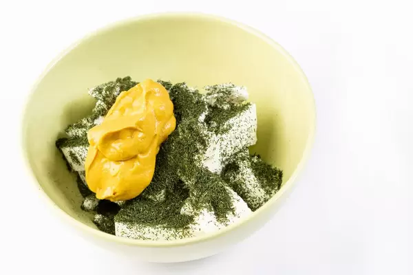 Mustard on the White Cheese with dried Dill (Flip 2019)