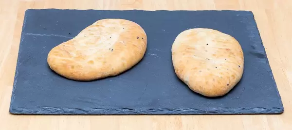 Naan-Brot