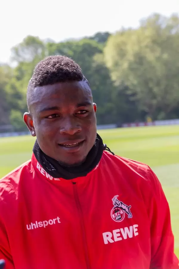 Nahaufnahme des 1. FC Köln Stürmers Jhon Córdoba beim Fußballtraining mit dem neuen Trainergespann Manfred Schmid und André Pawlak