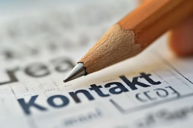 Nahaufnahme eines Bleistifts auf Papier