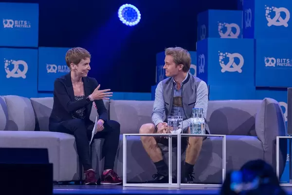 Nico Rosberg wird von Britta Weddeling interviewed