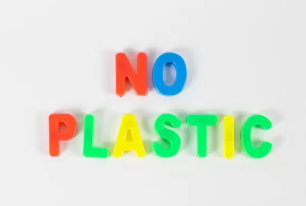 No plastic written with colorful letters
