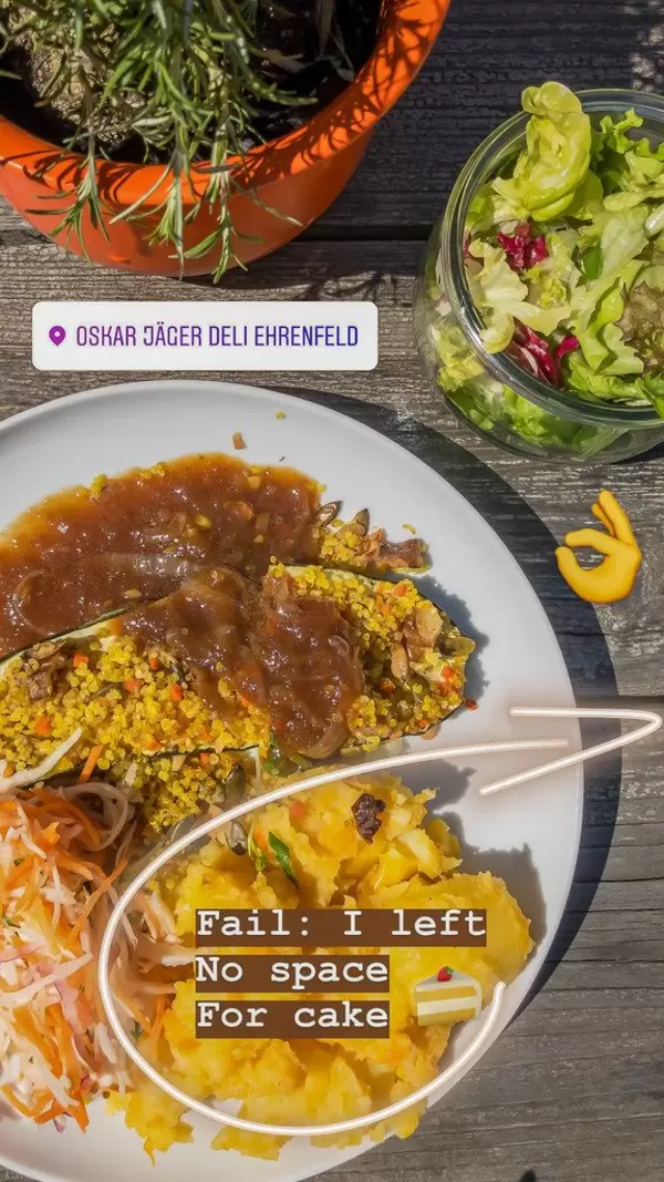 No space for cake on the plate. Oskar Jäger Deli Ehrenfeld