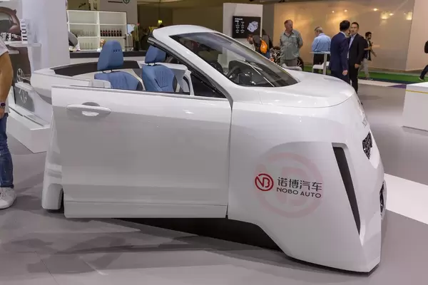 Nobo VV7 Schwebeauto ohne Reifen