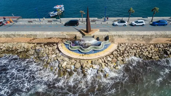Obelisk am Port Andratx in Puerto de Andraitx, Mallorca