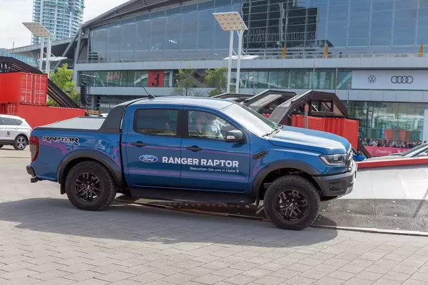 Offroad Pick-Up Geländewagen: Ford Ranger Raptor