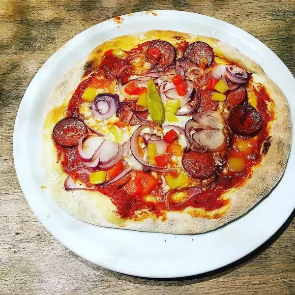 Offseason October is fun. Three weeks of just 'living life'. #yummy #pizza #diavolo #running #runner #marathon #spicy