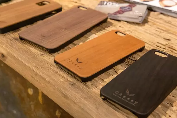 Ökologische Uhren aus verschiedenen Hölzern von CWA zur Reduktion von Plastik