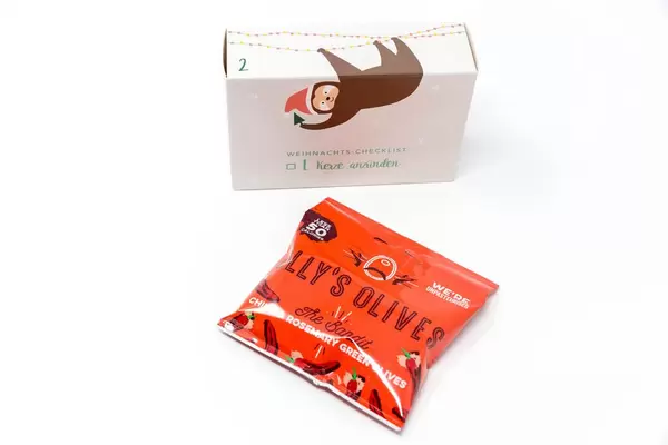 Ollys Olives - vegan green olives with chili and rosemary from the secon door of the Foodist Active Advent Calendar