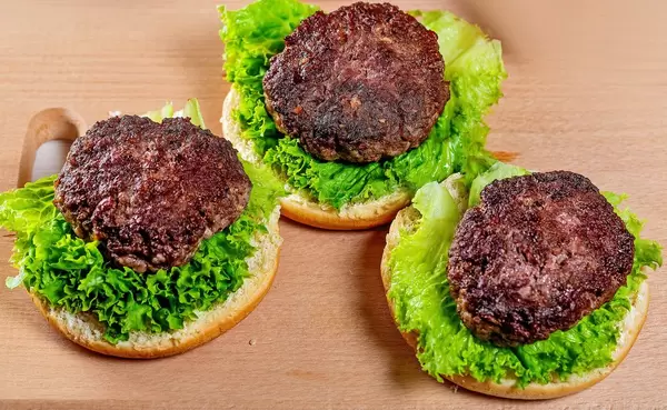 Open burgers on the Board