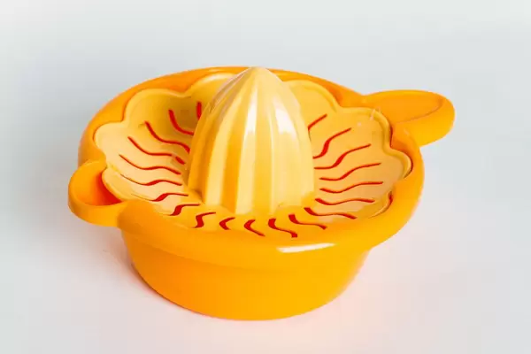 Orangenpresse mit Kegel