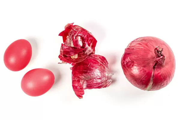 Organic natural husk purple onion - natural colorants for easter eggs