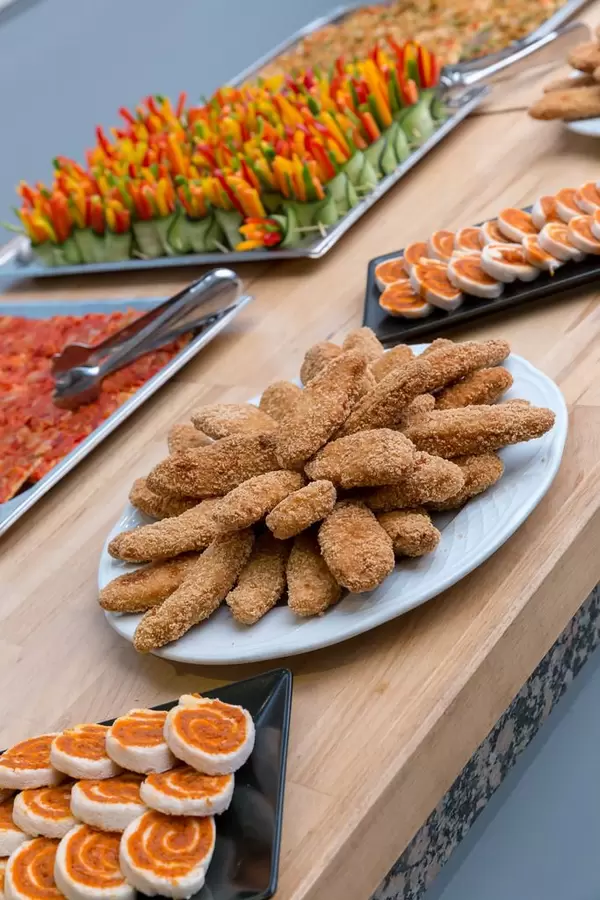 Pa amb tomaquet, Chicken-Nuggets und anderes Finger-Food