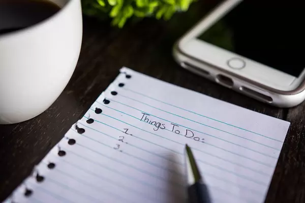 Paper with a Things-To-Do list