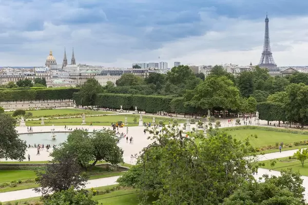 Paris explosion is due to gas leak