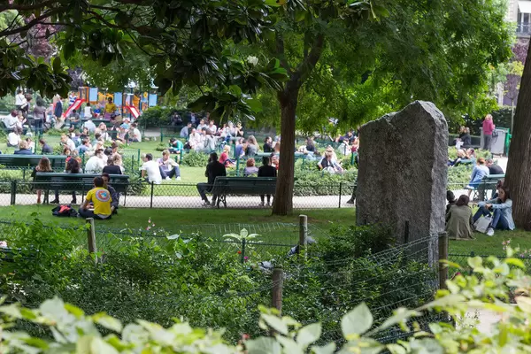 Park: La Trinité in Paris