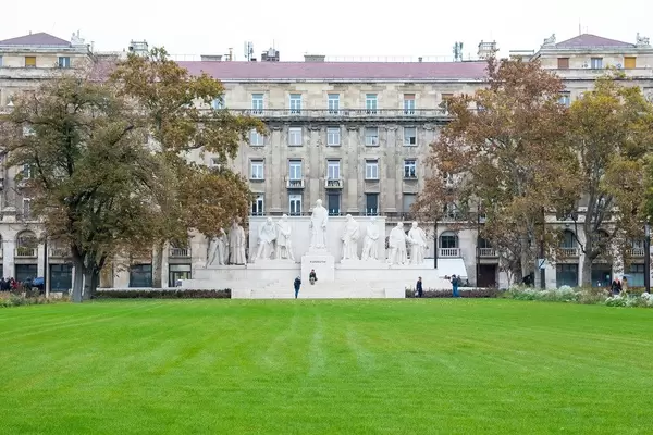 Park near Hungarian Parliament