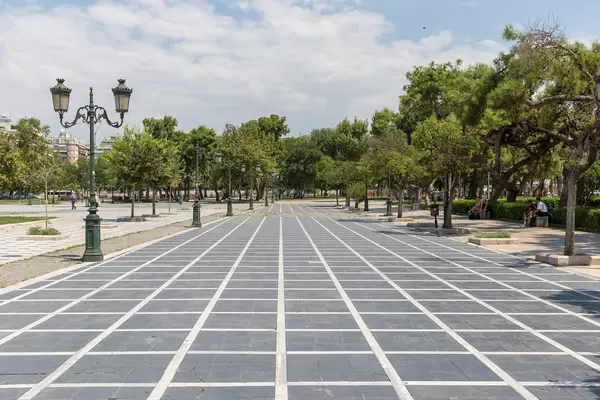 Park neben dem Bey Hamam in Thessaloniki