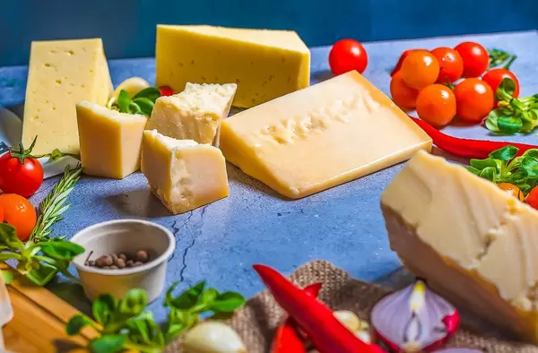 Parmezan Cheese Asorti (Flip 2019)