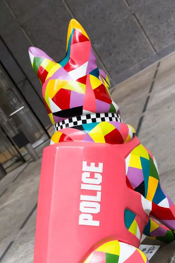 PAWS-Statue in Chicago, zu Ehren gefallener Polizisten